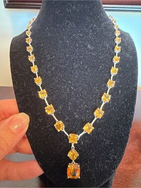 NWOT BEAUTIFUL CITRINE
STERLING SILVER NECKLACE, 21"
